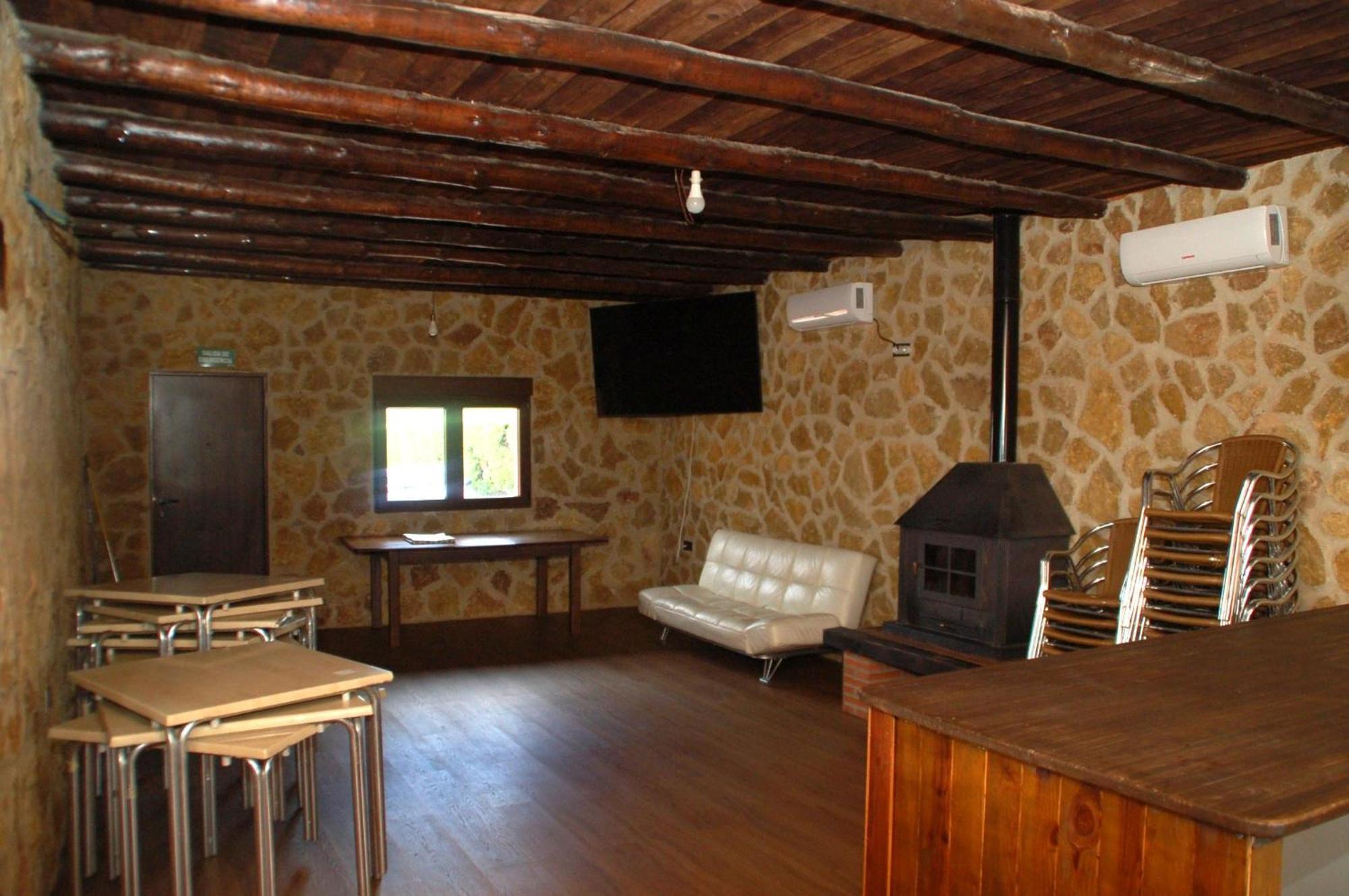 Casa Rural Dalia Sierra de Fuentes エクステリア 写真