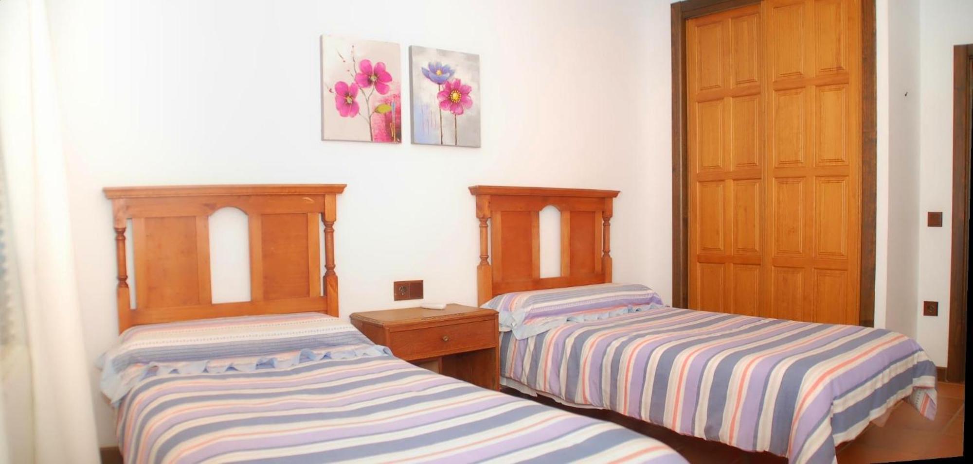Casa Rural Dalia Sierra de Fuentes エクステリア 写真
